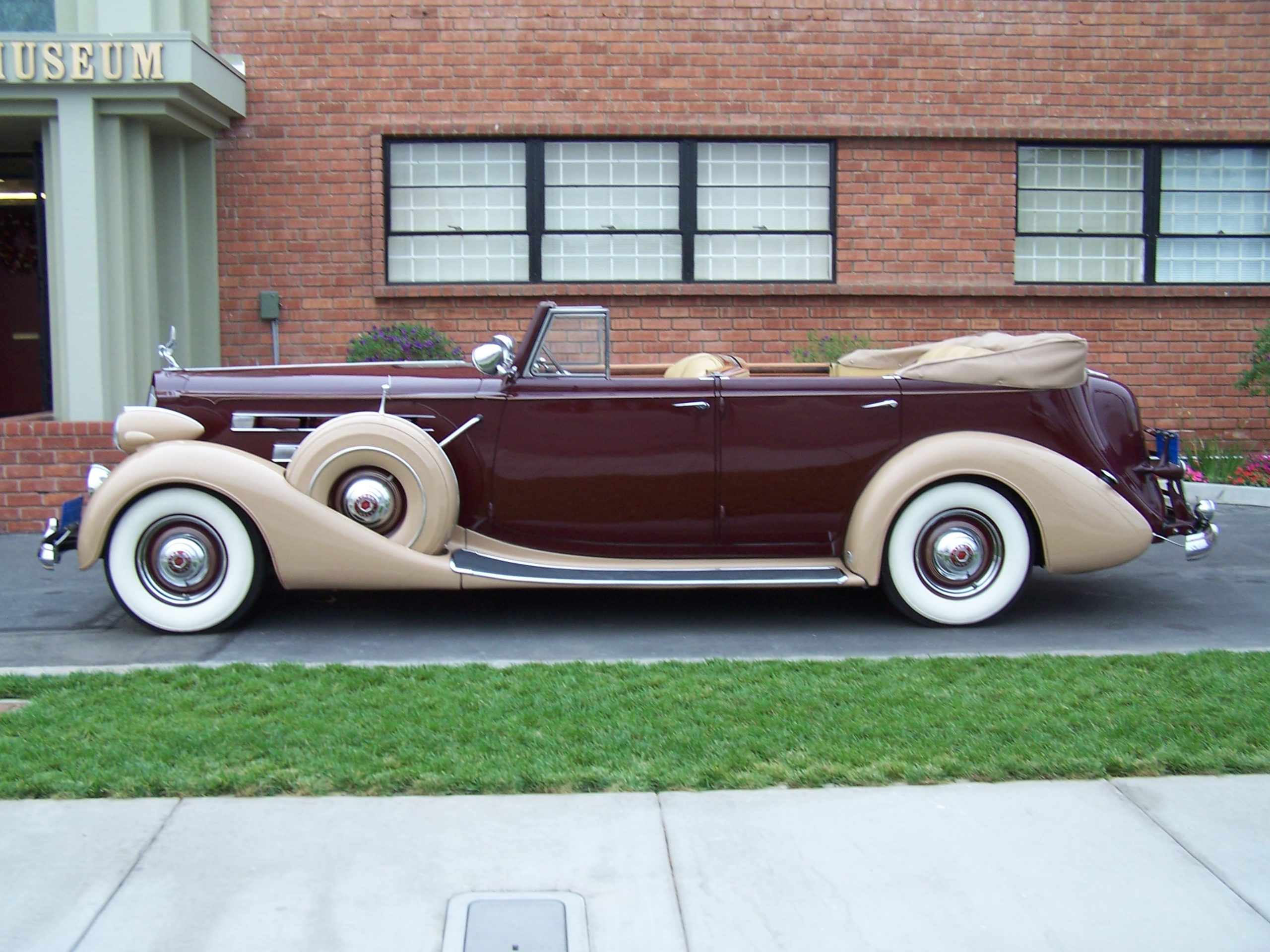 1937 Packard V12 for rent