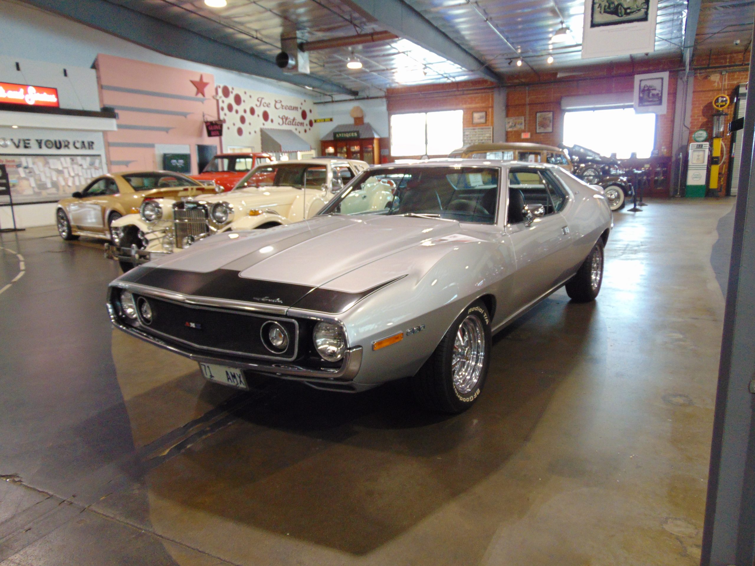 1971 AMX Javelin for rent